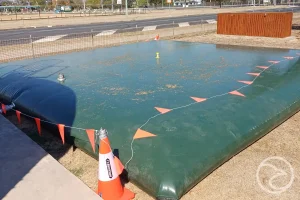 Pillow water tank for mobile and emergency applications